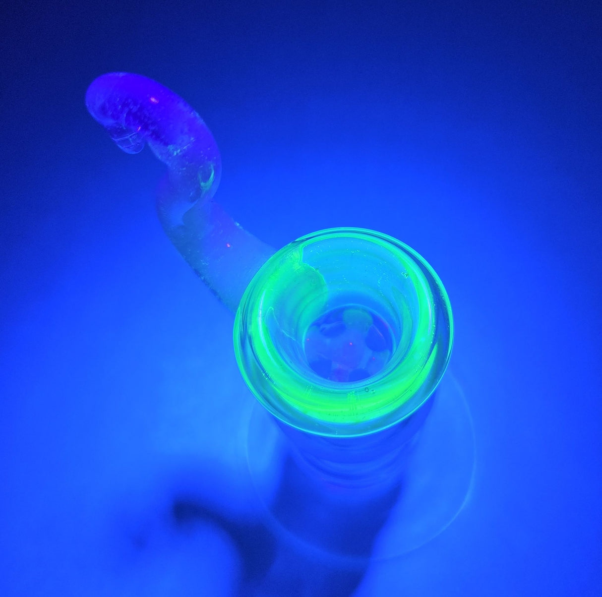 DiscoBox: Full Color Bowl w/ Horn (18mm - UV Ghostly Green)