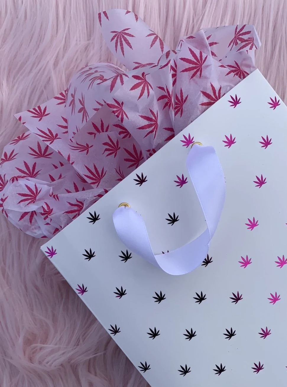 KushKards: Gift Combo - White/Magenta