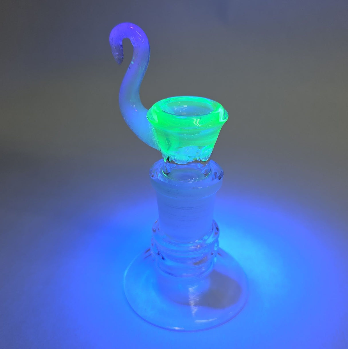 DiscoBox: Full Color Bowl w/ Horn (18mm - UV Ghostly Green)