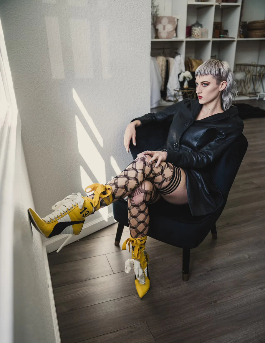 Thigh High: Cassandra Fence Net