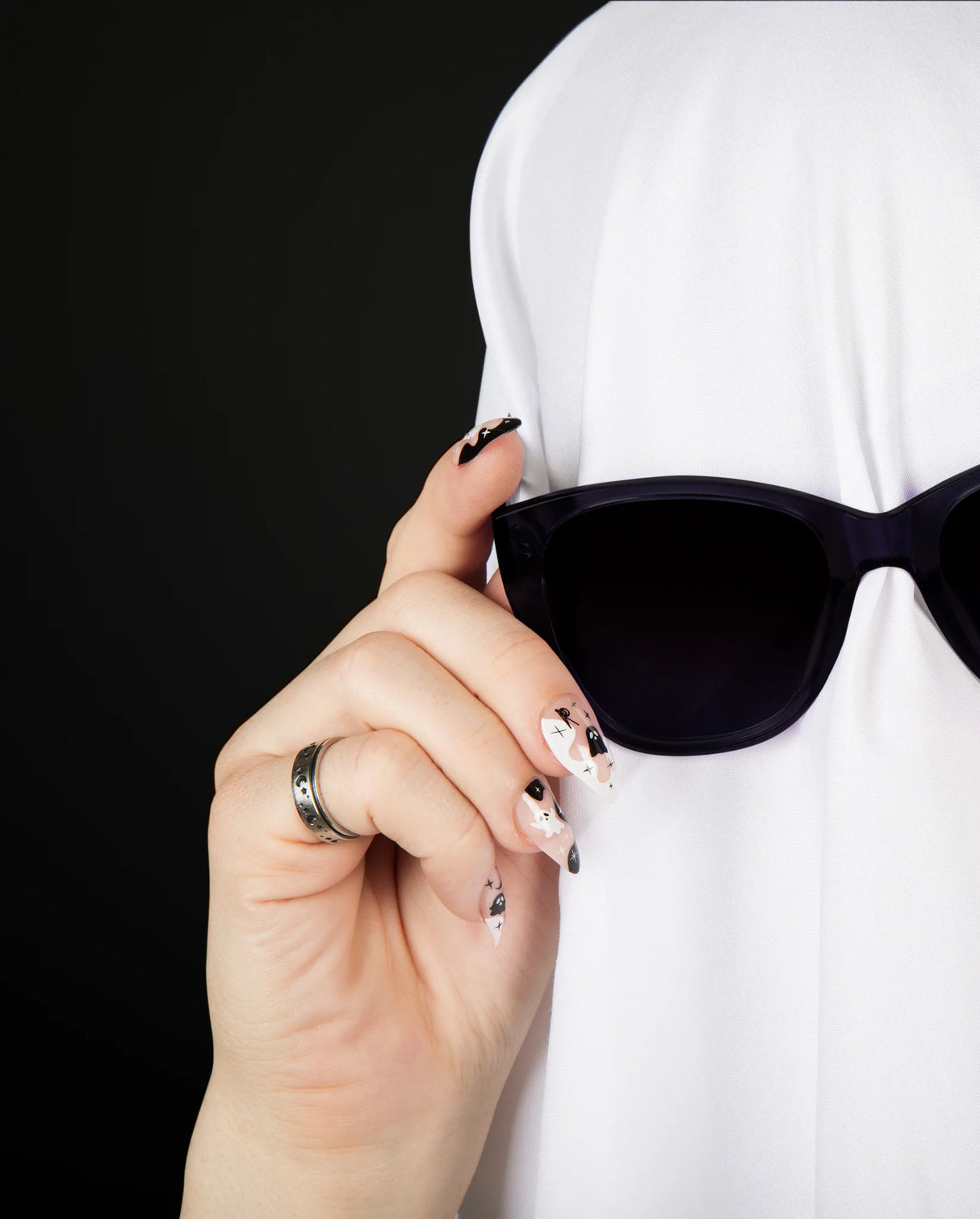 Rave Nailz - Ghosted