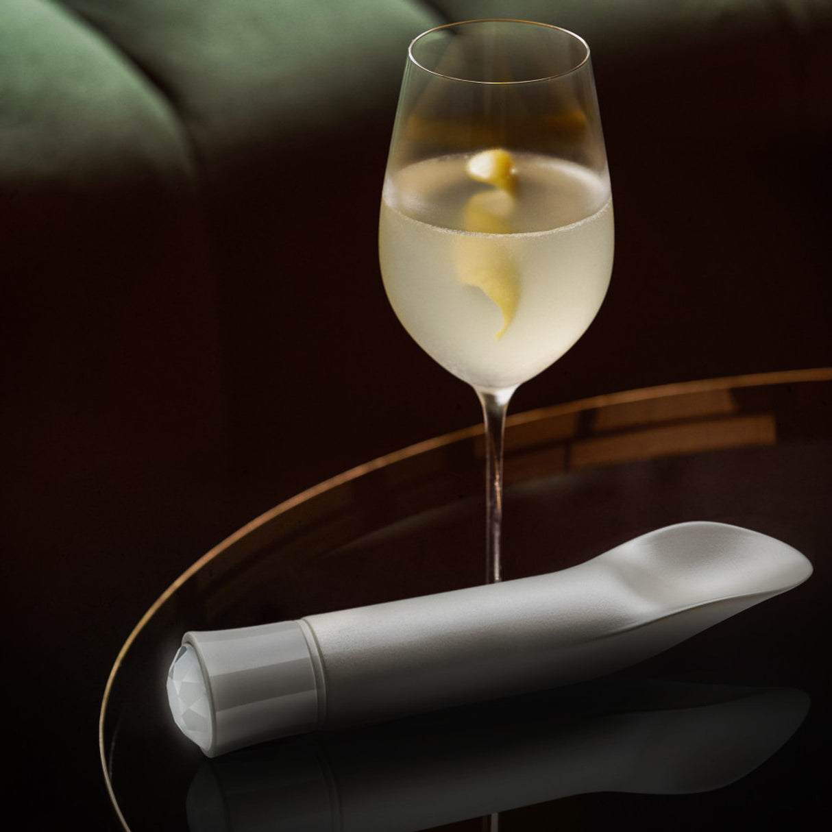 Oh My Gem-Bold Diamond