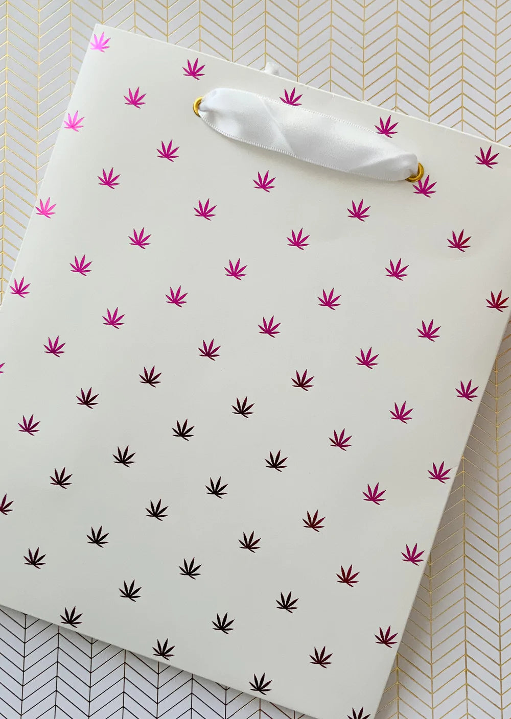 KushKards: Gift Combo - White/Magenta