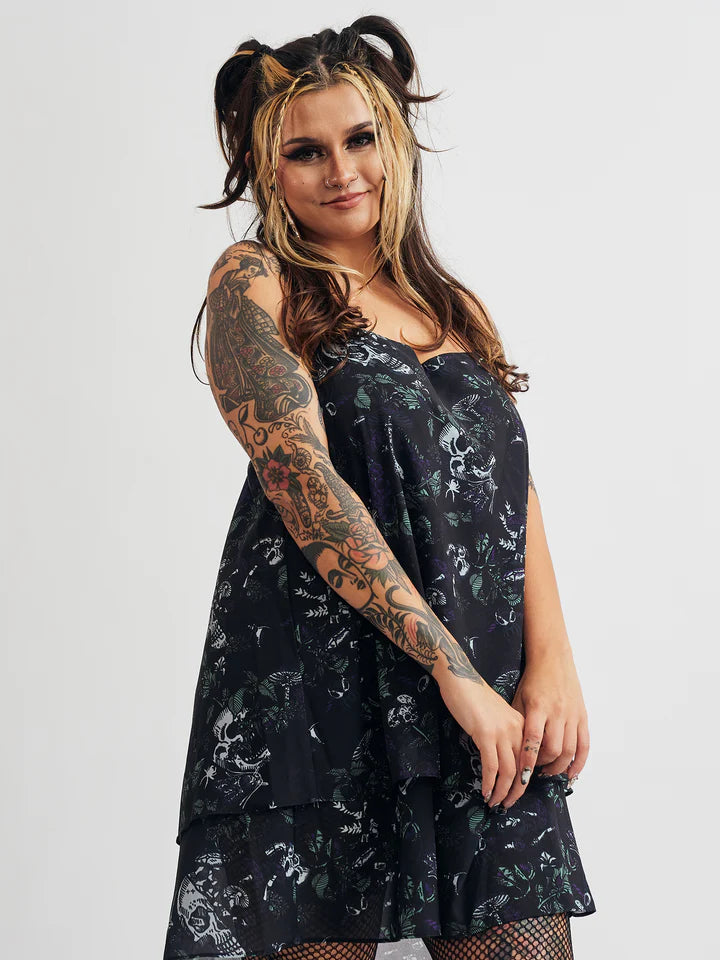 Sourpuss Garden Witch Dress Small